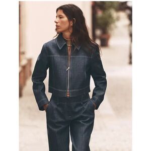 Zara Dark Indigo Denim Cropped Jacket topstitching zipper closure size Medium